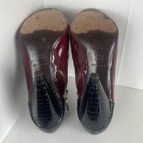 Pour La Victoire Lea Dark Cherry Patent Leather Curved Heel Ankle Bootie Sandal - Picture 8 of 14
